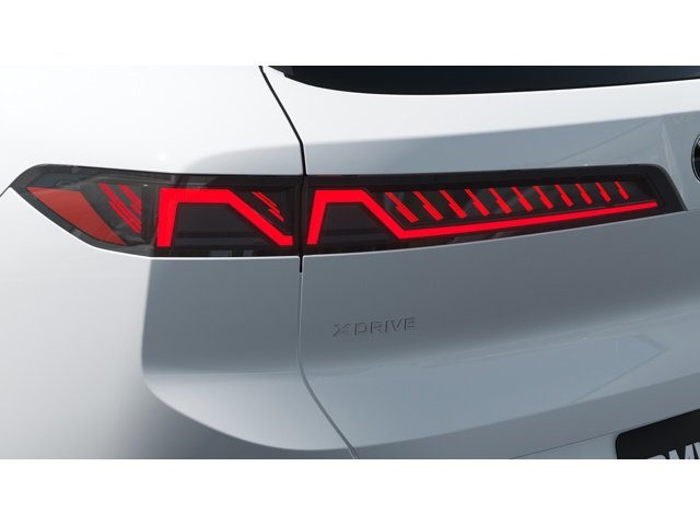 New 2027 Alpine White BMW 40 xDrive image 8