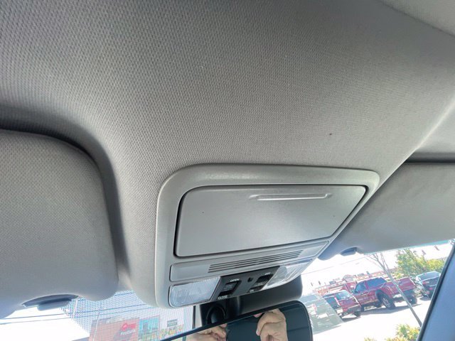 Used 2019 Lunar Silver Metallic Honda EX-L image 24