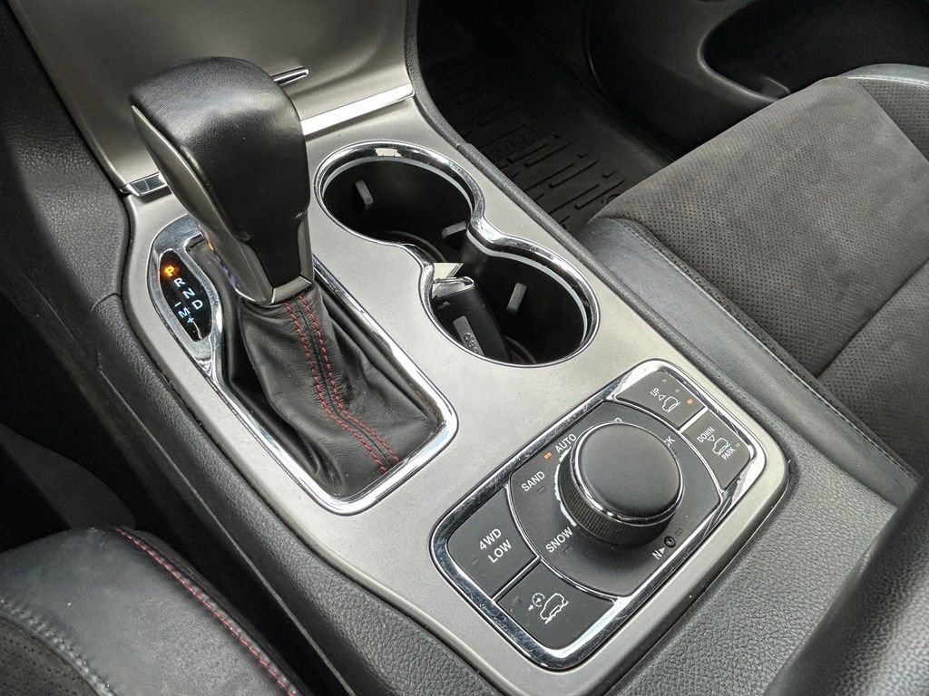Used 2020 White Jeep Trailhawk image 30
