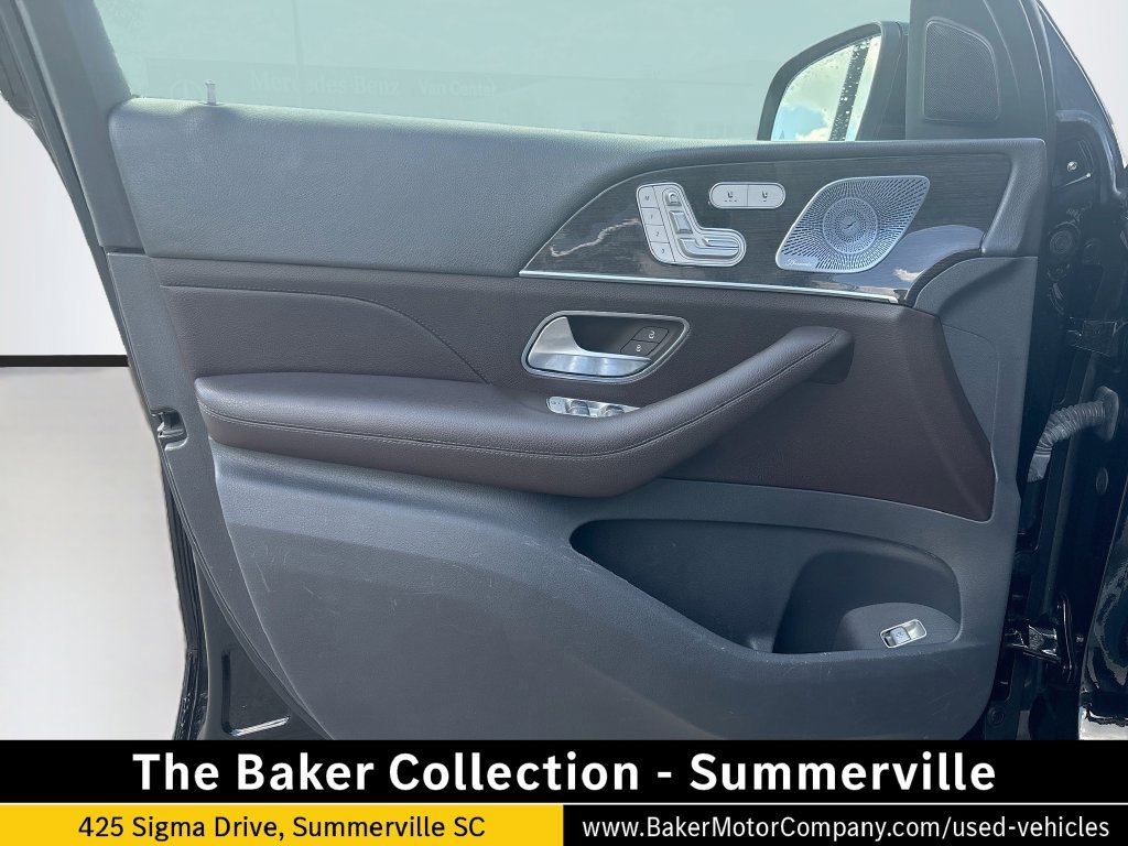 Used 2020 Black Mercedes-Benz GLS 450 image 39