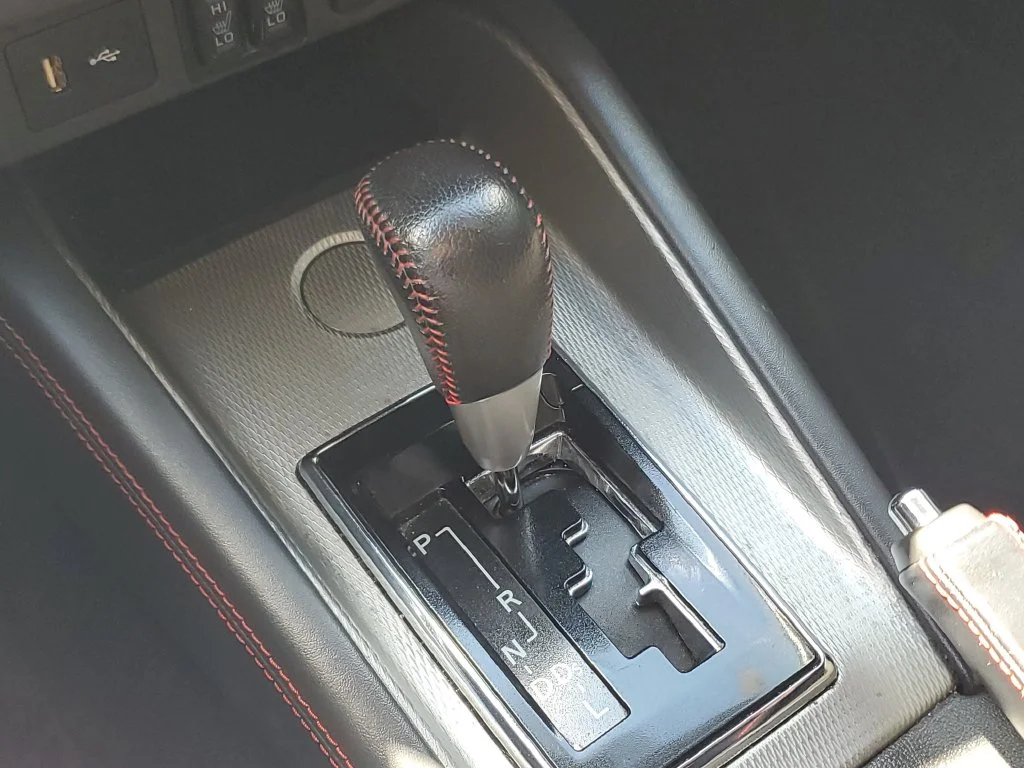Used 2018  Mitsubishi 2.0 LE image 29
