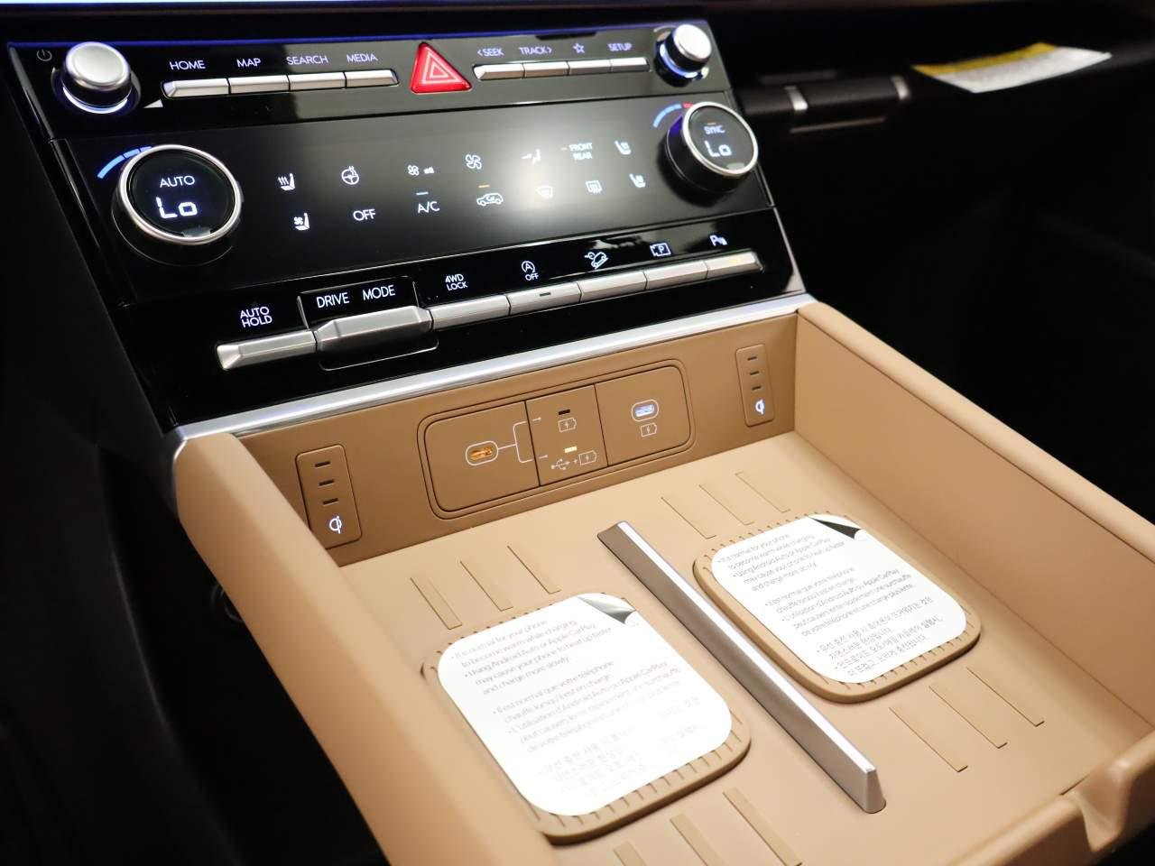 New 2026 Ecotronic Gray Metallic Hyundai Calligraphy AWD image 9