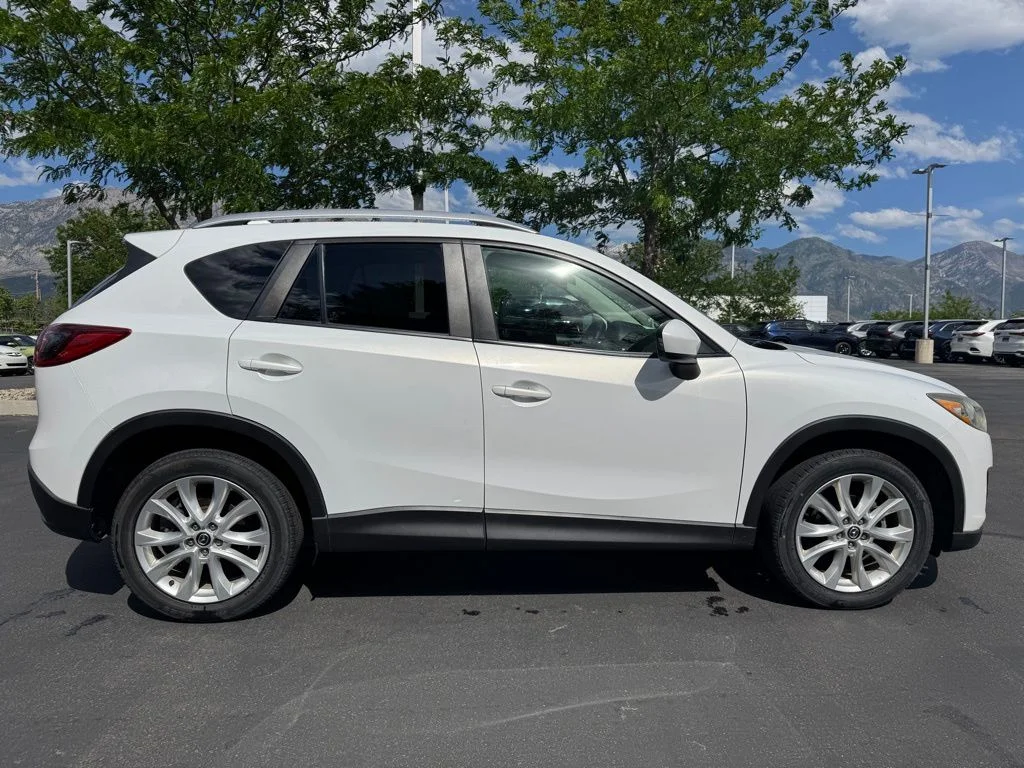 Used 2013 White Mazda Grand Touring image 3