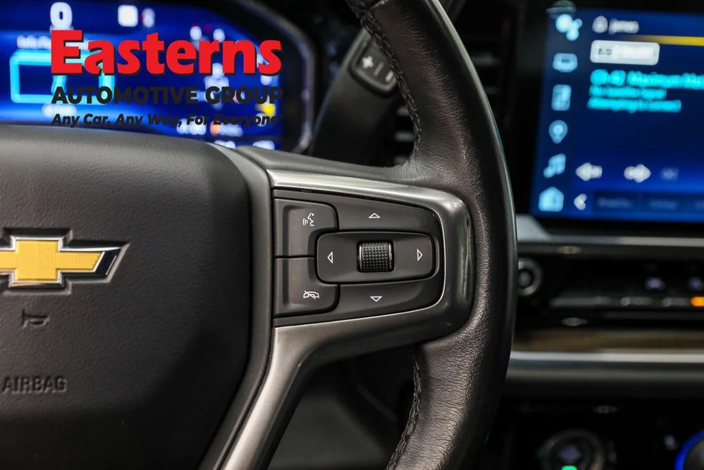 Used 2022 Blue Chevrolet LT image 15