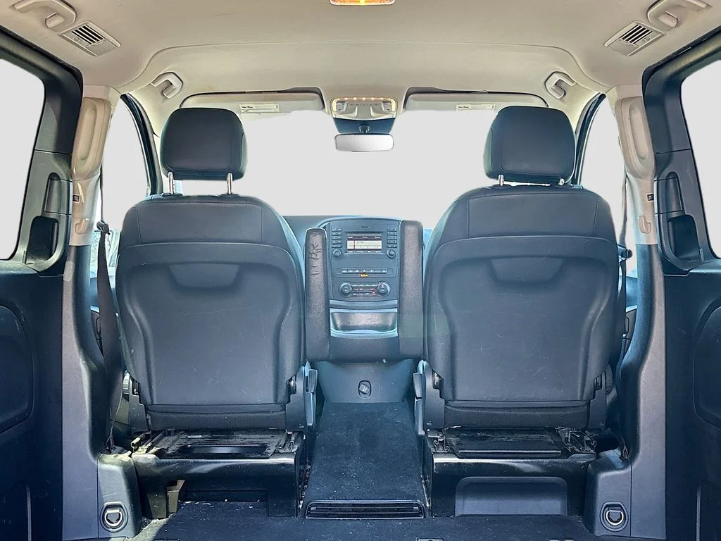 Used 2018  Mercedes-Benz Cargo image 24