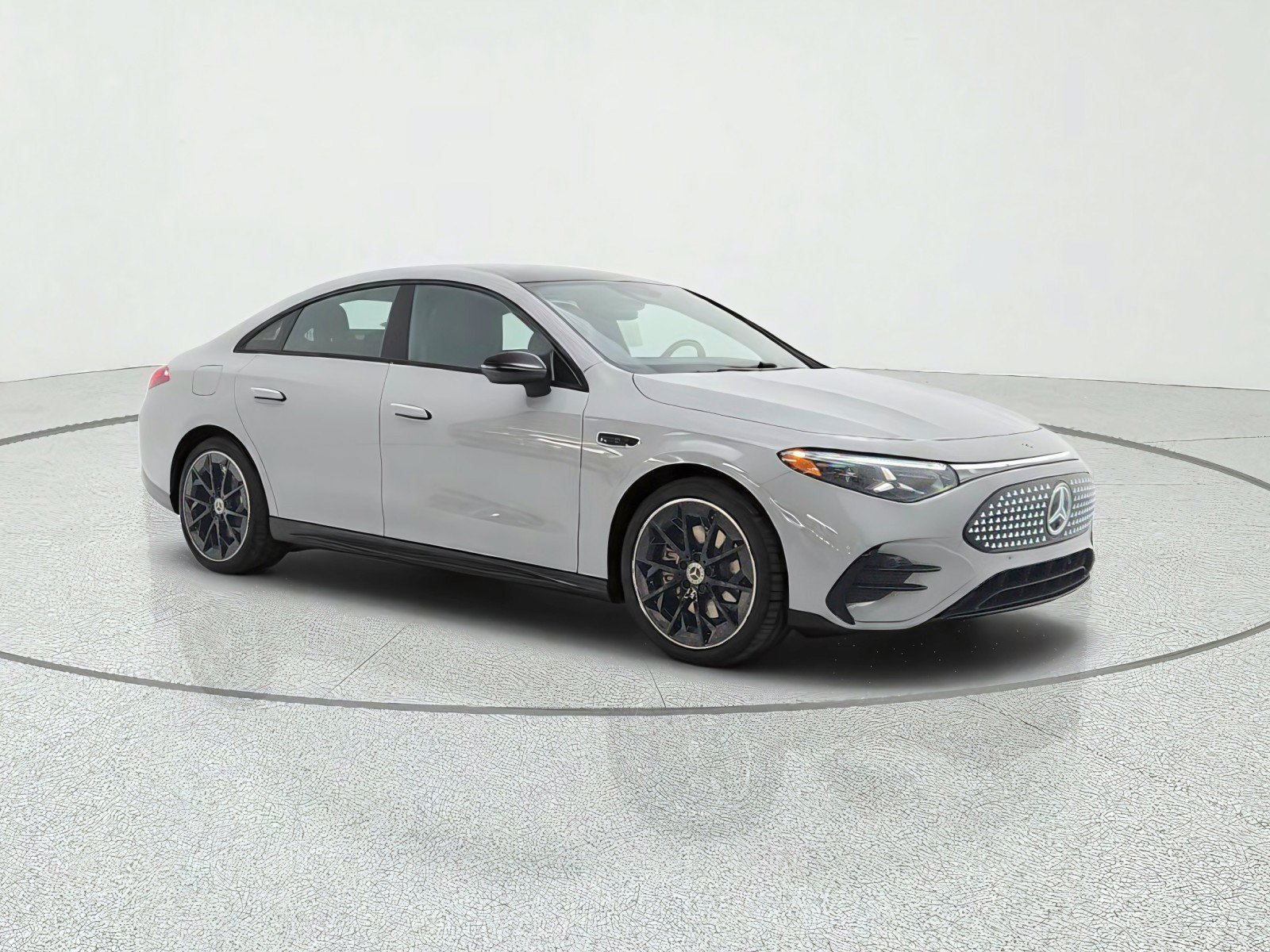 New 2027 MANUFAKTUR Alpine Grey Mercedes-Benz CLA 250+ Electric image 24