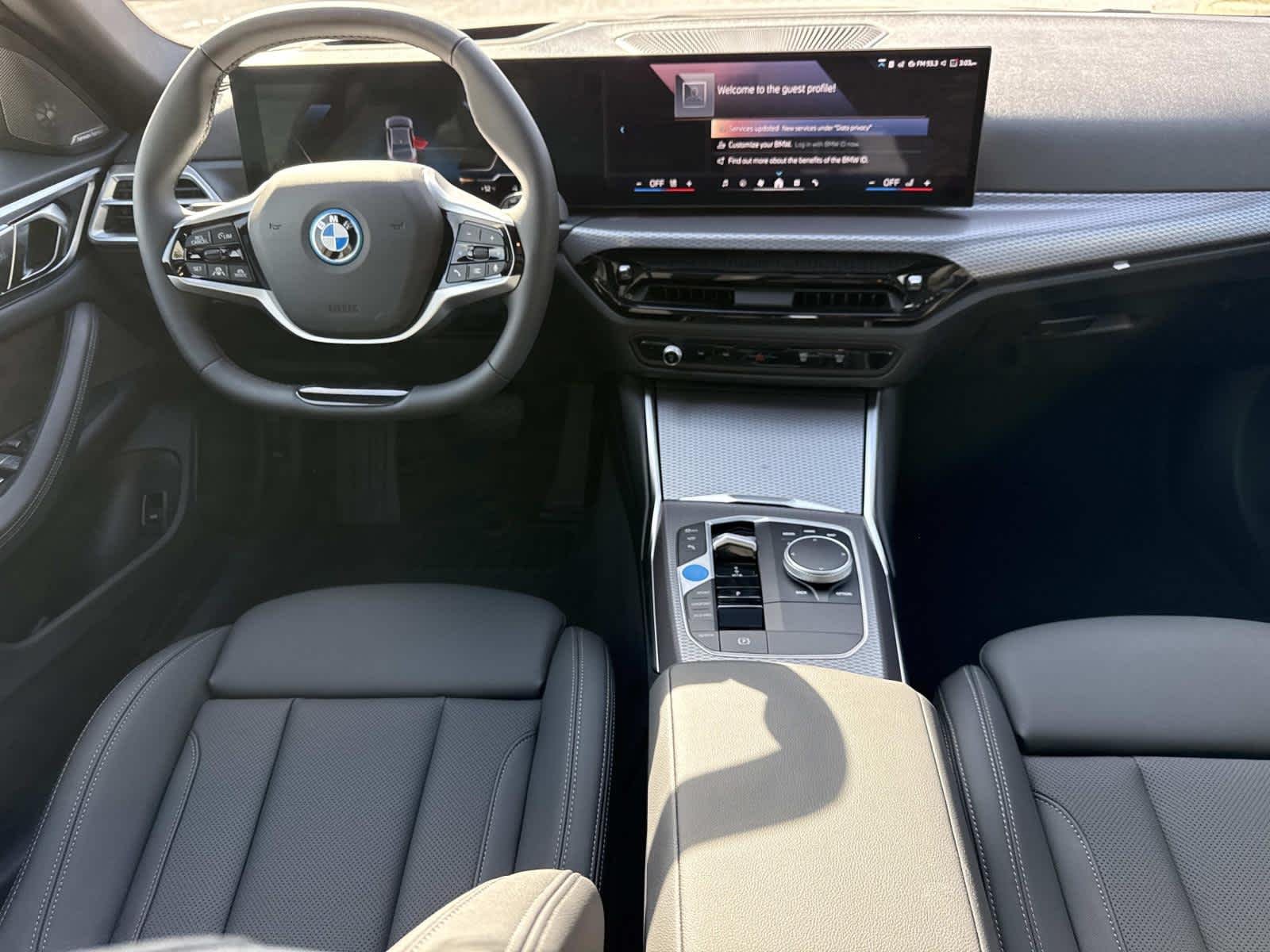 New 2026 Skyscraper Grey Metallic BMW xDrive40 image 17