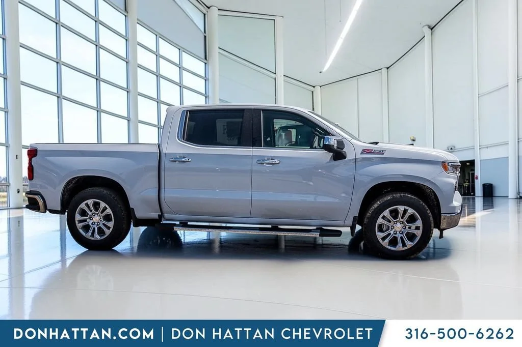 2026 Chevrolet Silverado 1500 LTZ - Photo 35