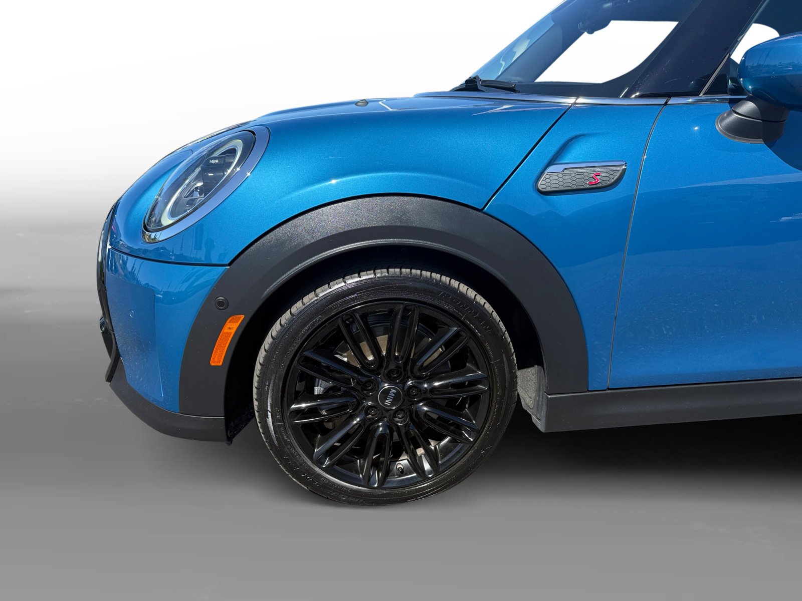 Used 2023 Island Blue Metallic MINI Base image 9