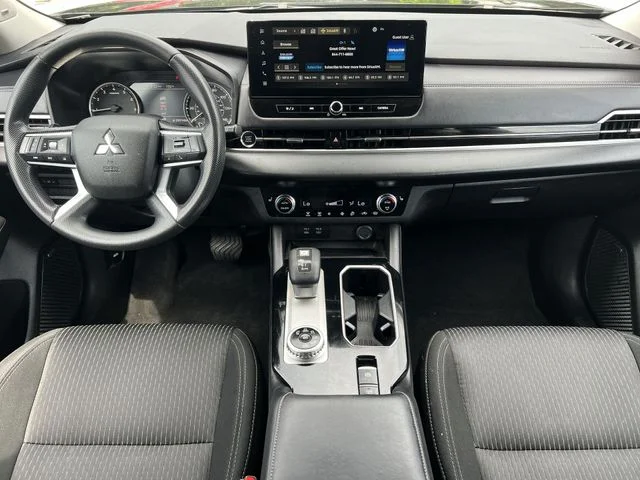 Used 2025 Black Mitsubishi ES image 17
