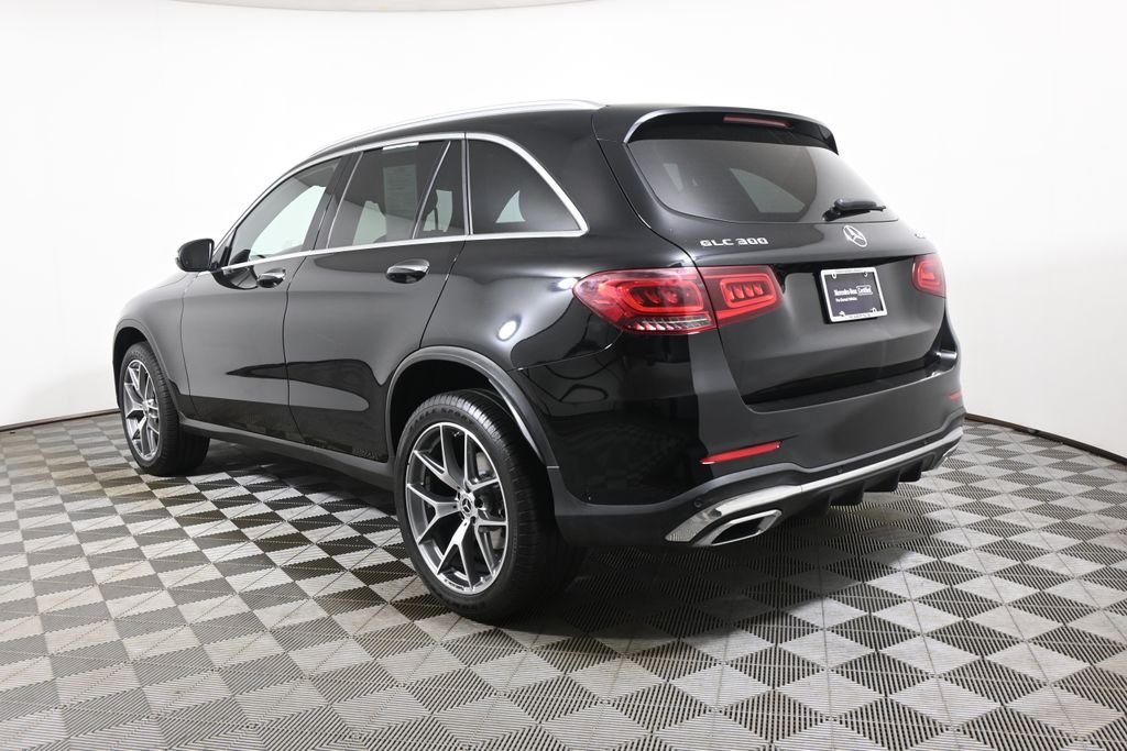 Certified Used 2022 Black Mercedes-Benz GLC 300 image 5