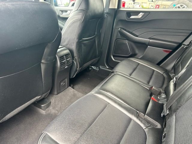 Used 2022 Blue Ford SEL image 12