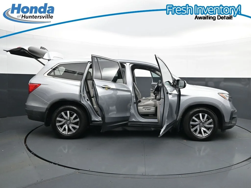 Used 2020 Lunar Silver Metallic Honda EX-L image 41