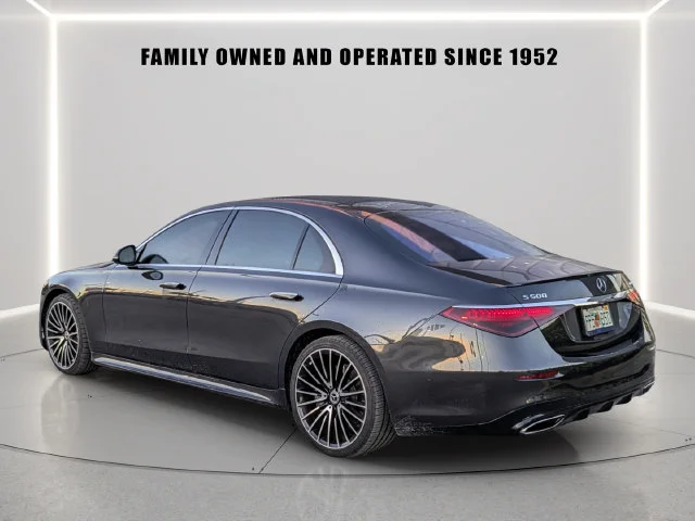 Used 2022 Black Mercedes-Benz S 500 image 4