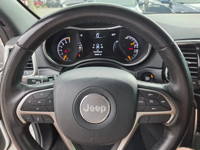 Certified Used 2022 White Jeep Laredo X image 26