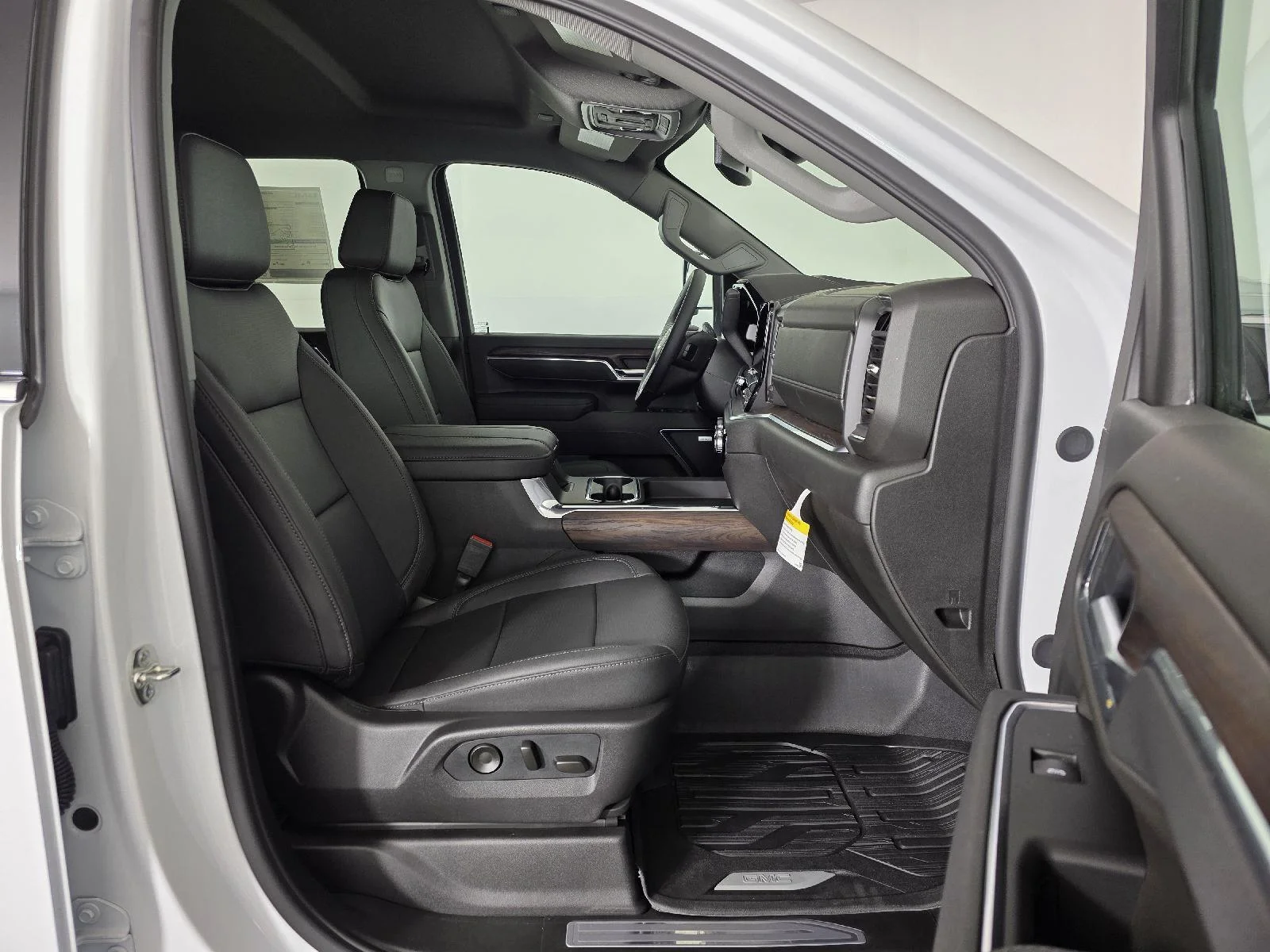 New 2026 Summit White GMC SLT image 23