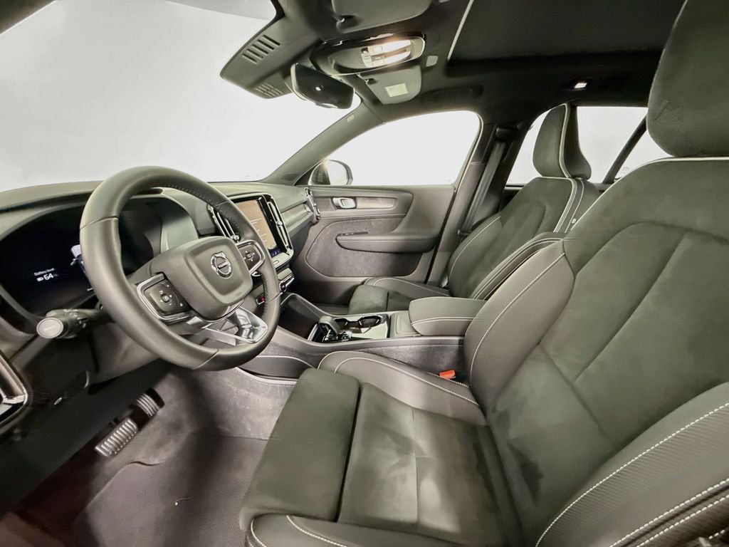 Used 2023 Gray Volvo Twin Plus image 5