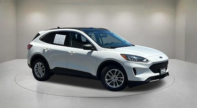 2022 Ford Escape Hybrid SE