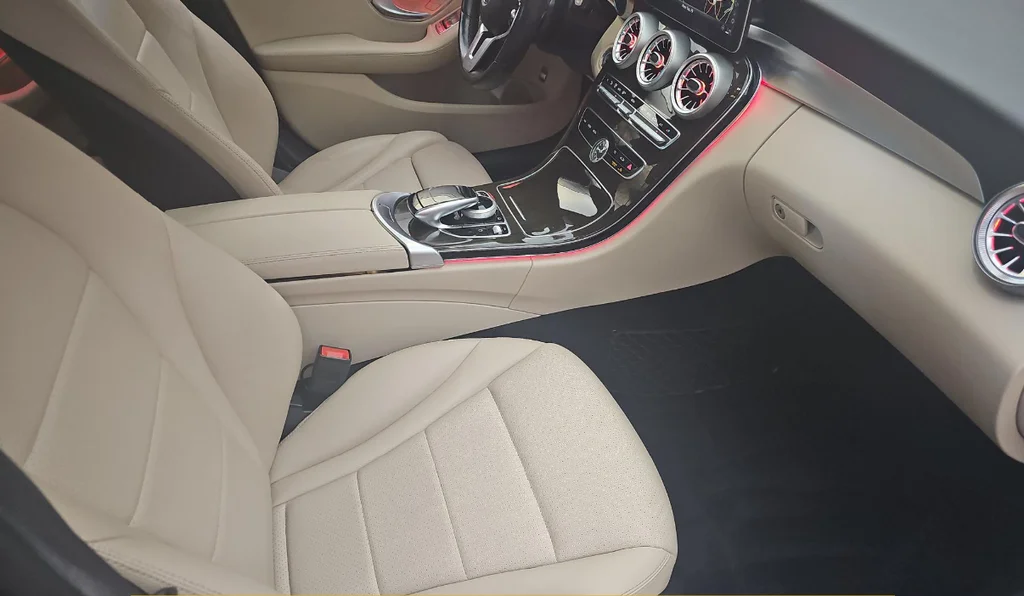 Used 2019  Mercedes-Benz C 300 image 13