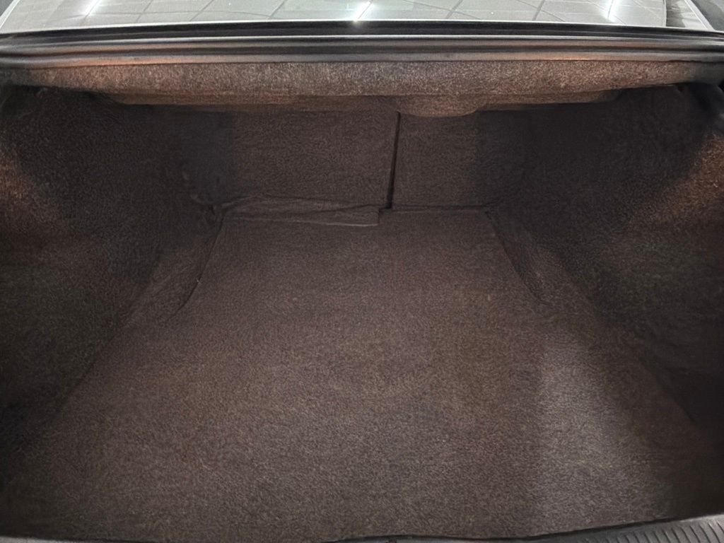 Used 2017 White Dodge SE image 25