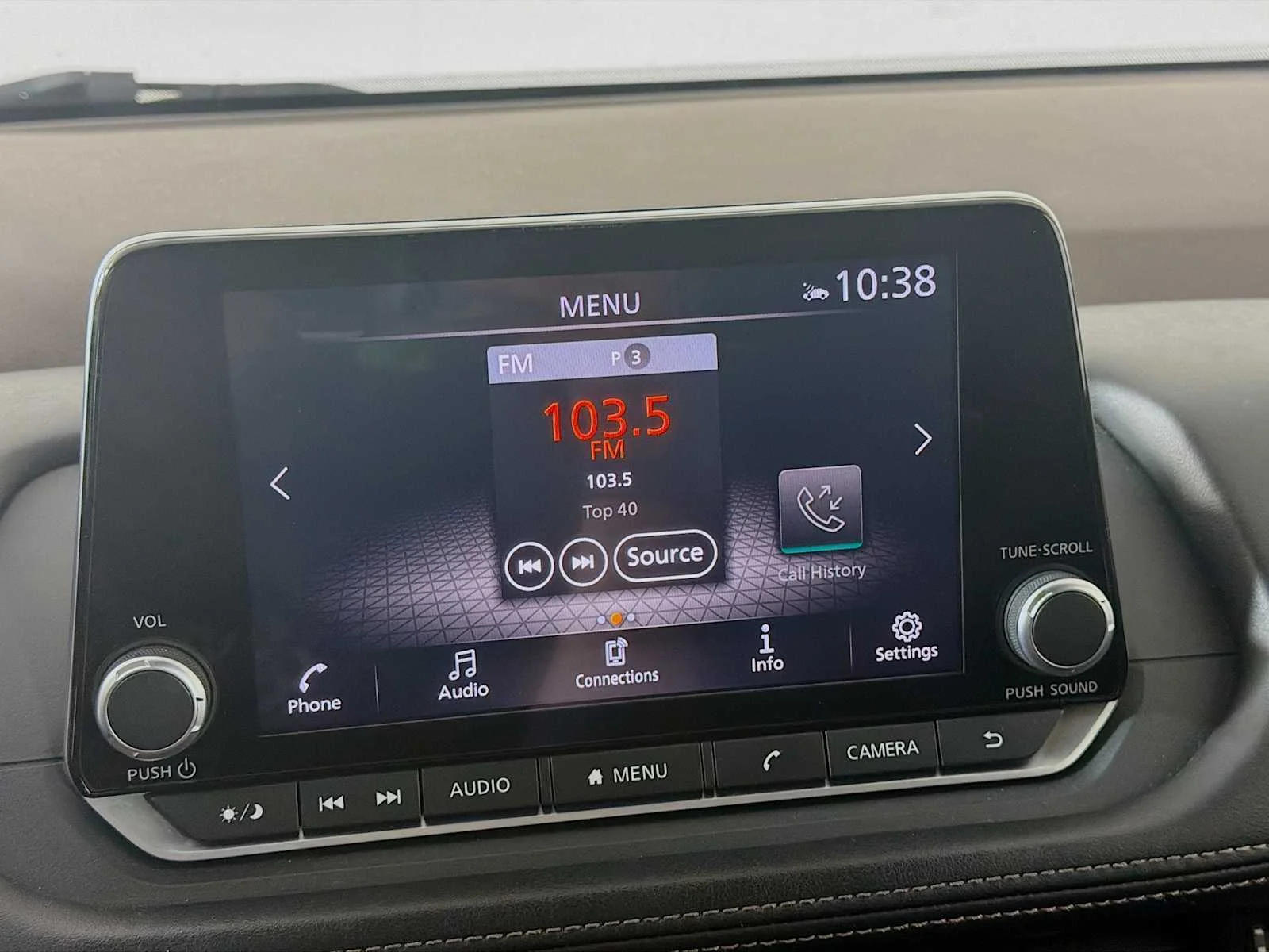 Used 2023 Pearl White Tricoat Nissan SV image 12