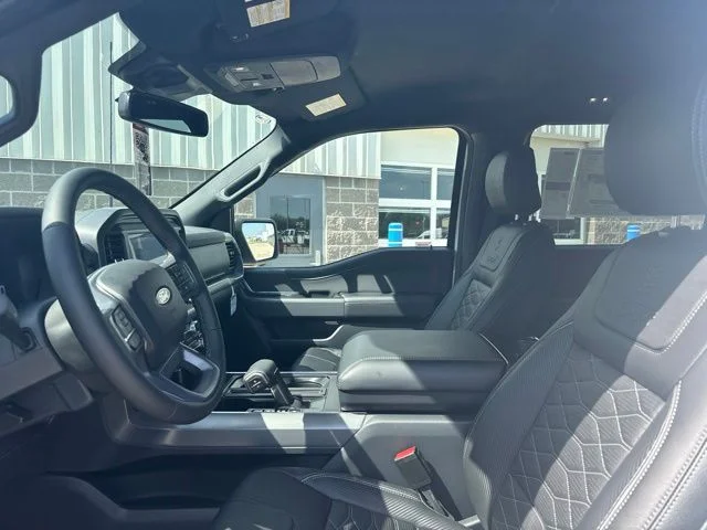 New 2026 Oxford White Ford XLT image 15