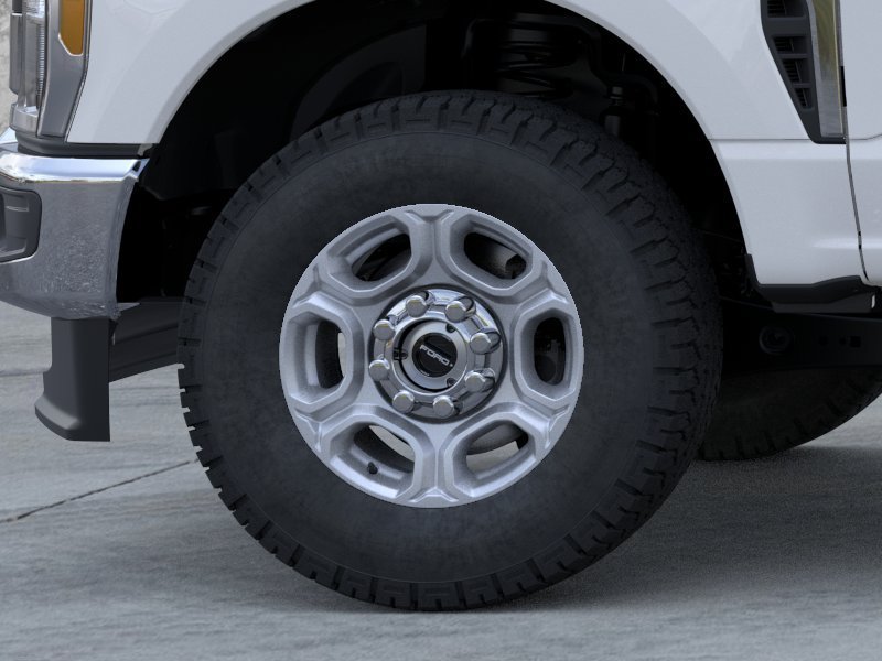 New 2026 Oxford White Ford XLT image 19