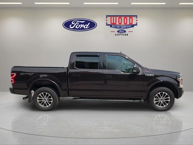 Used 2019  Ford  image 2