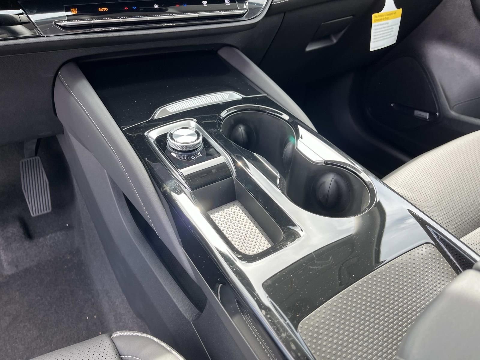 New 2026 Moonstone Gray Metallic Buick Avenir image 29