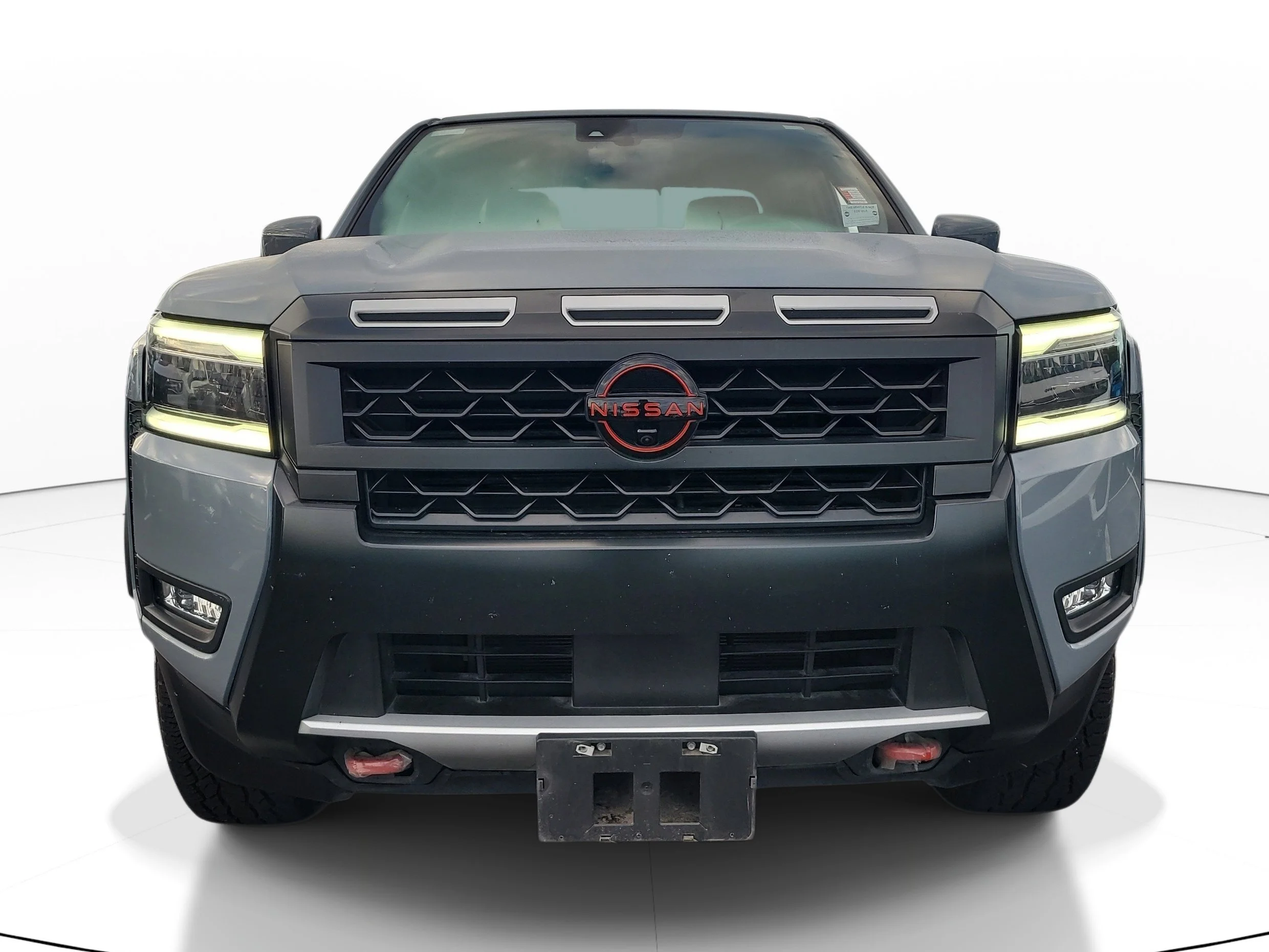 Used 2025 Boulder Gray Pearl Nissan PRO-X image 2