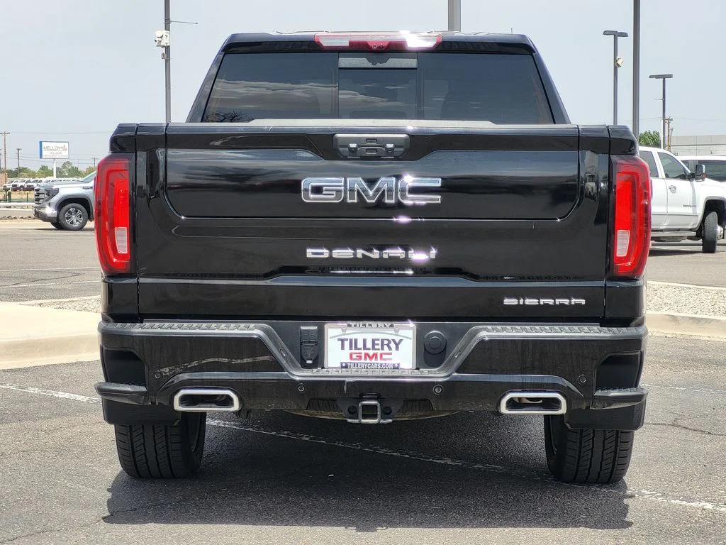 Used 2024 Onyx Black GMC Denali Ultimate image 6
