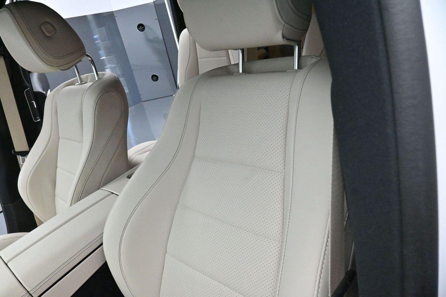 Used 2025 Polar White Mercedes-Benz GLS 450 image 18