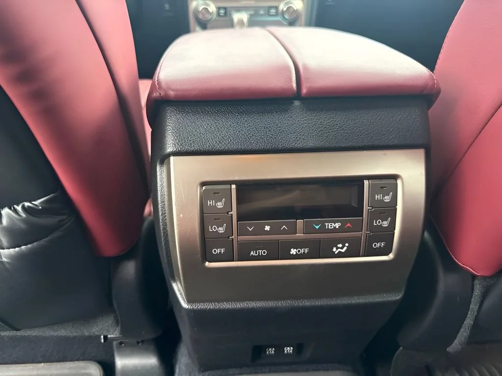 Used 2020  Lexus GX 460 Premium image 10