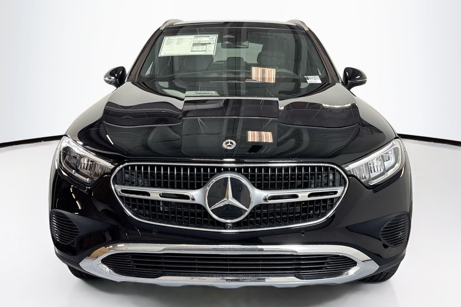 New 2026 Black Mercedes-Benz GLC 300 image 2