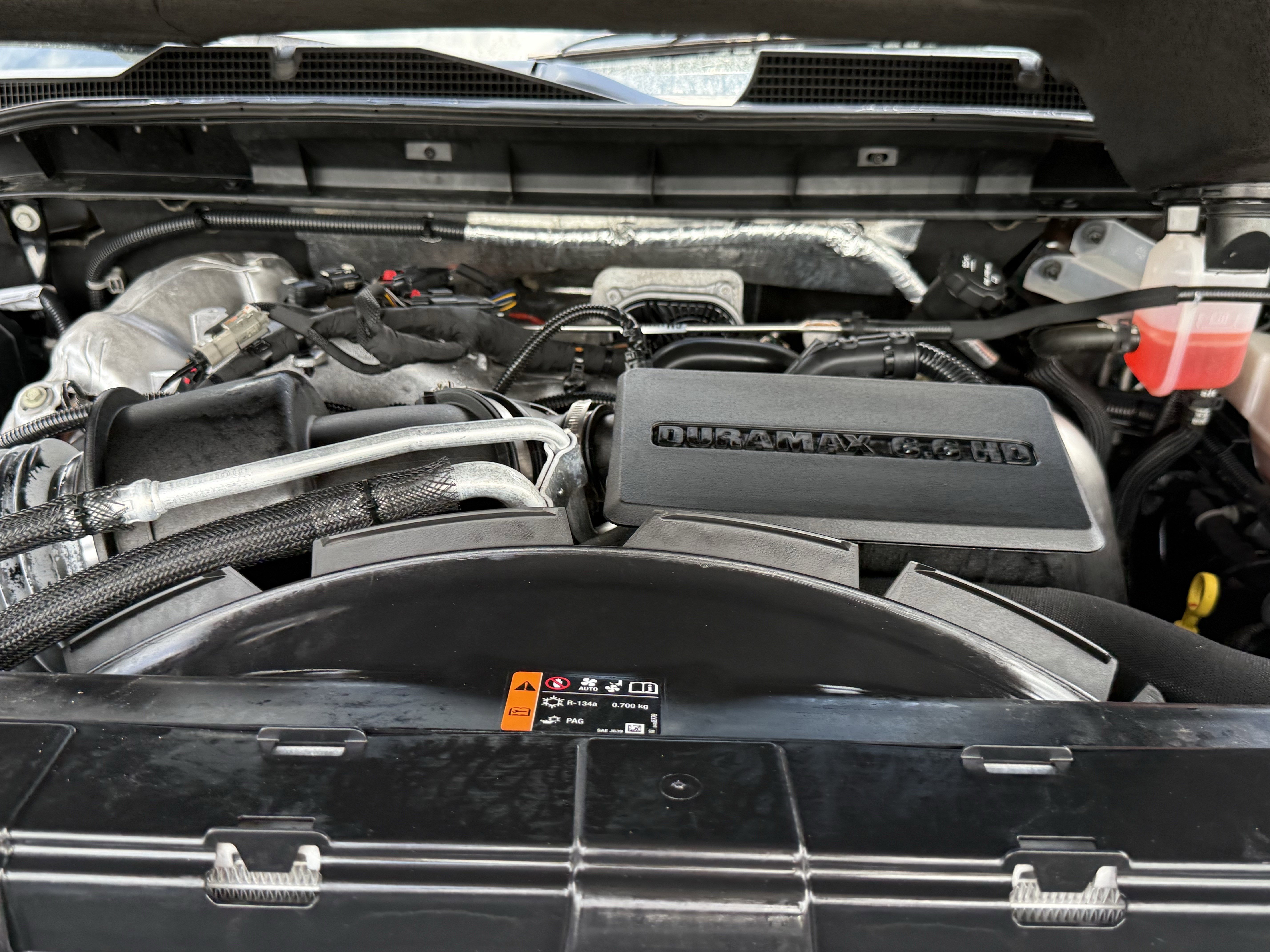 Used 2024 Slate Gray Metallic Chevrolet  image 28