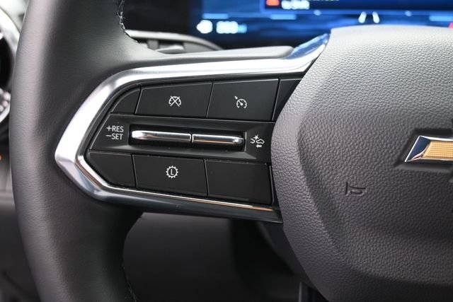 Used 2025 Gray Chevrolet LT image 4