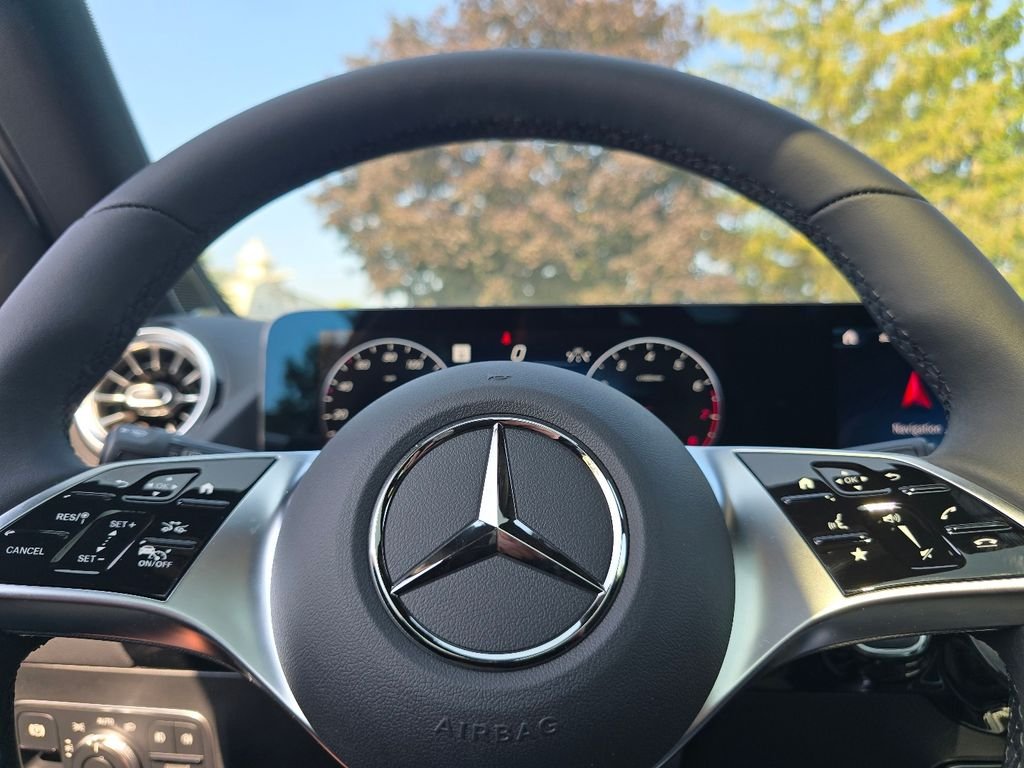 New 2026 Cirrus Silver Metallic Mercedes-Benz GLA 250 image 28