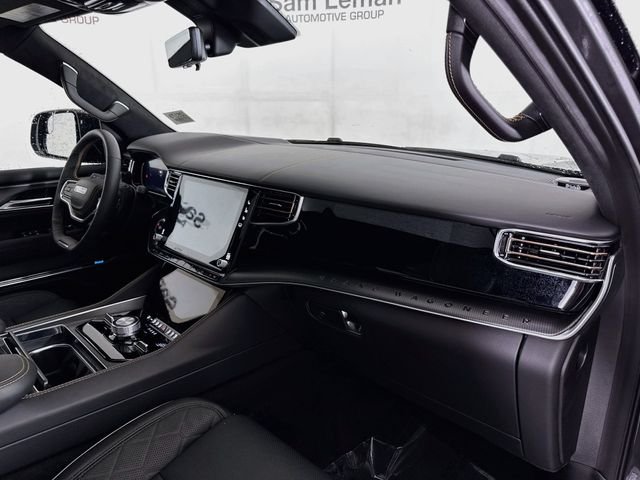 New 2026 Baltic-Gray Metallic Clear-Coat Exterior Paint Jeep Summit Reserve image 31