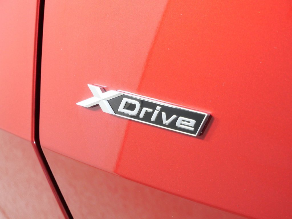 Used 2026 Vegas Red Metallic BMW 30 xDrive image 14