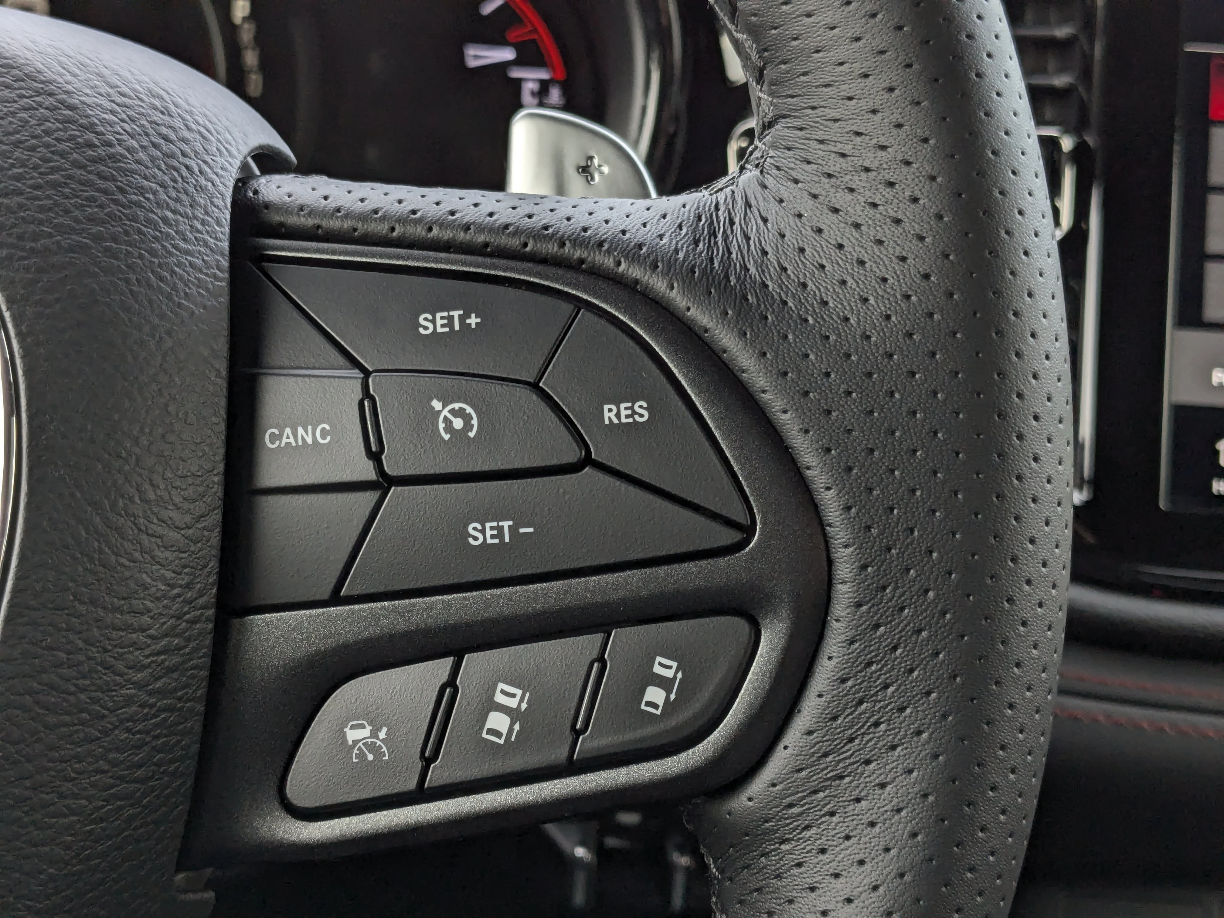New 2026 Diamond Black Crystal Pearl Dodge GT Plus * - AWD - 3.6L Pentastar V6 - Blacktop Pkg & More! image 18