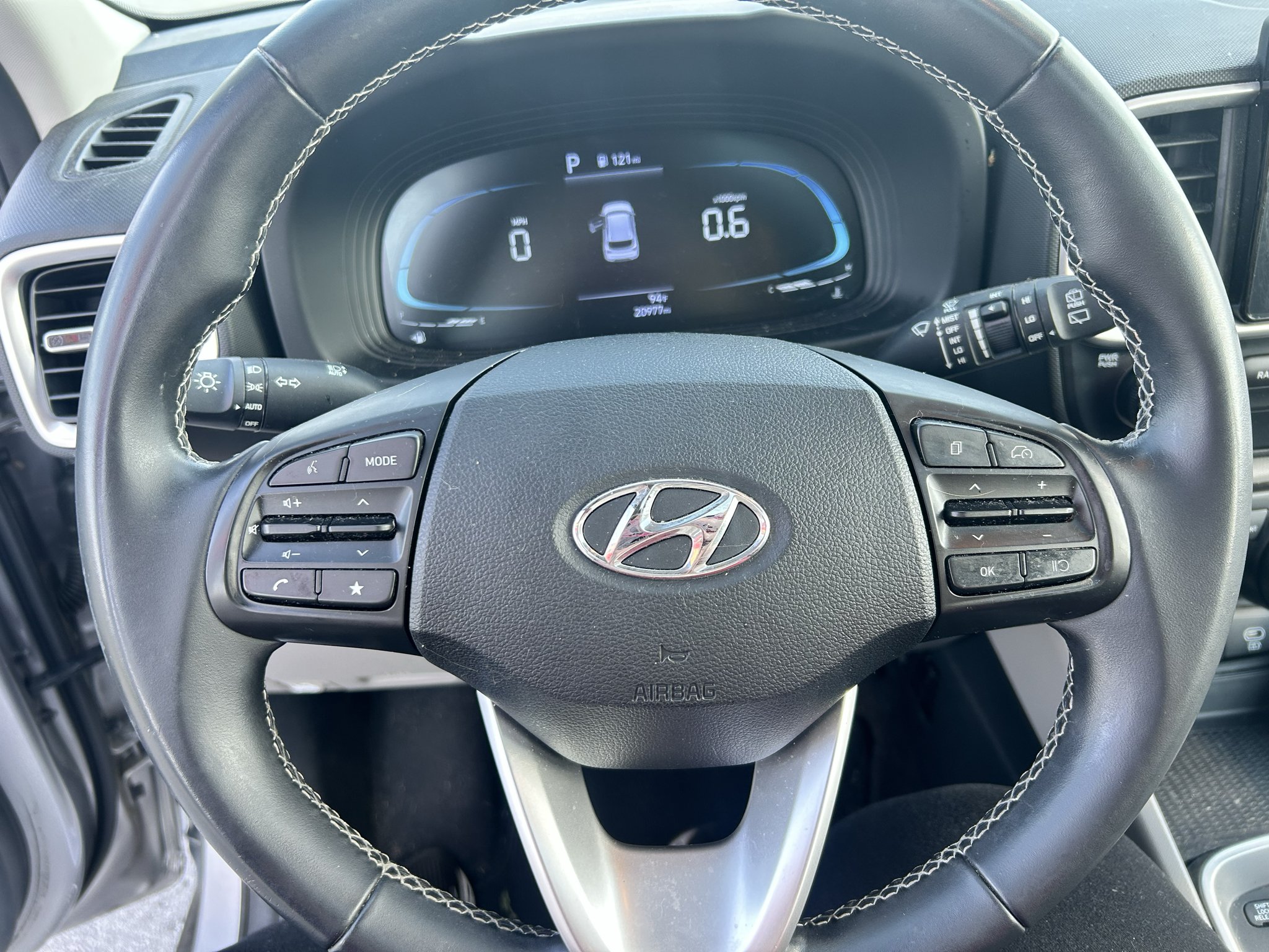 Used 2024 Silver Hyundai  image 17