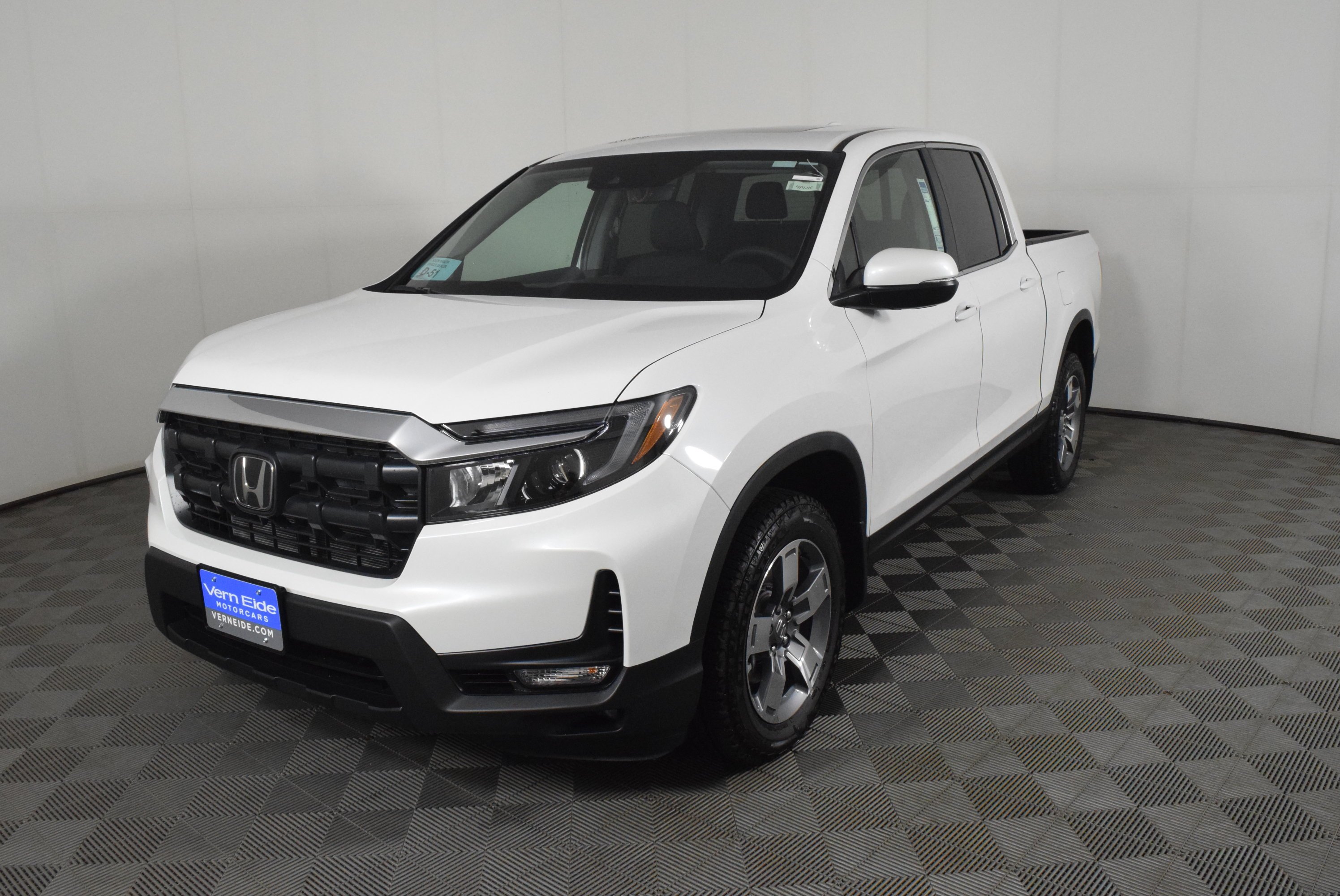 New 2026 Platinum White Pearl Honda RTL image 10