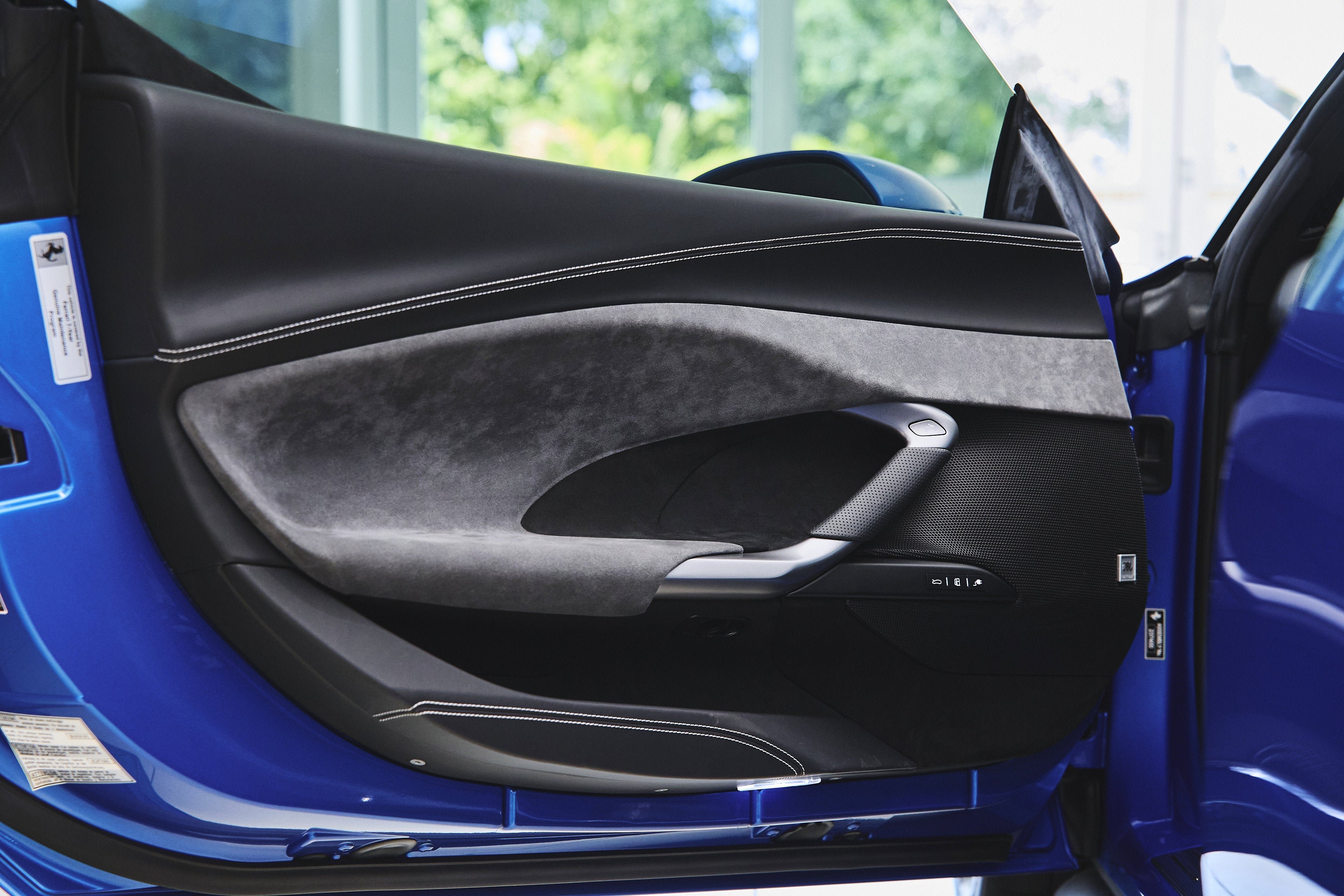 2025 Ferrari 296 Base - Photo 37
