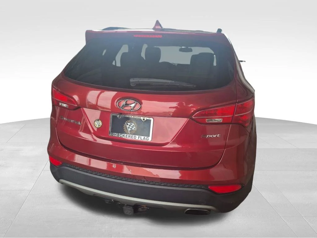 Used 2016 Red Hyundai 2.4 Base image 17