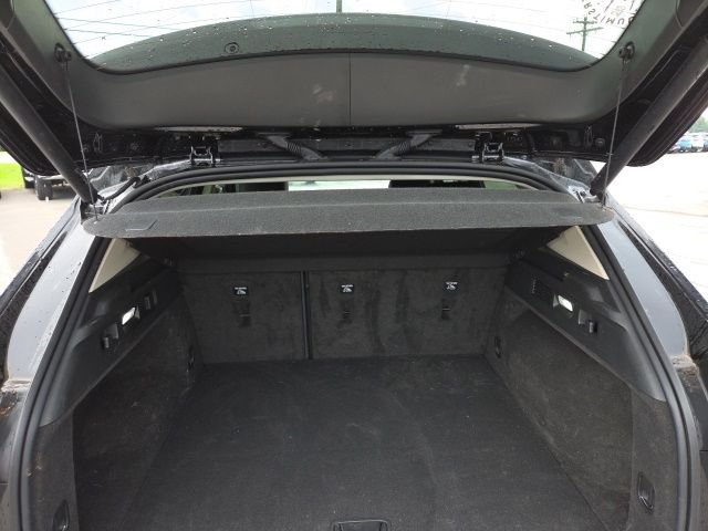 Used 2023 Black Buick Essence image 6