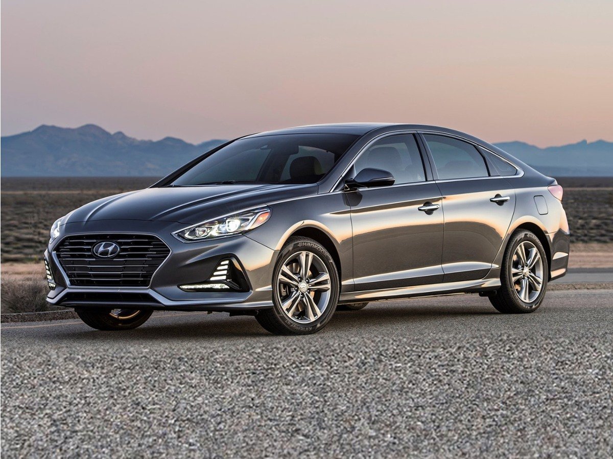 Used 2018 Black Hyundai Limited image 1