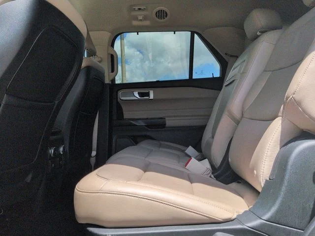 Used 2020 Star White Ford Limited image 17
