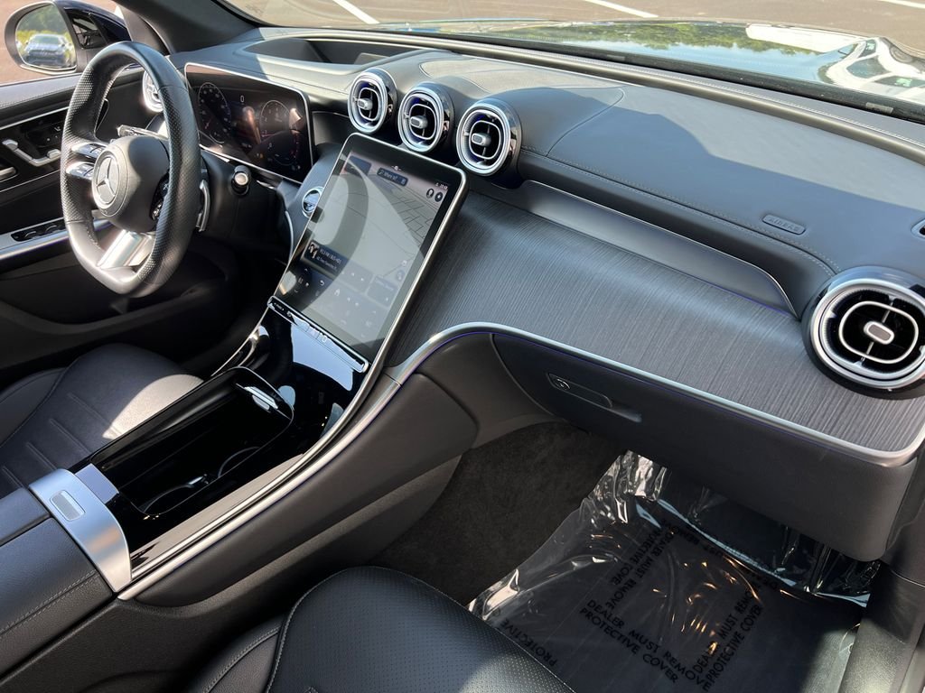 Used 2023 Black Mercedes-Benz GLC 300 image 28