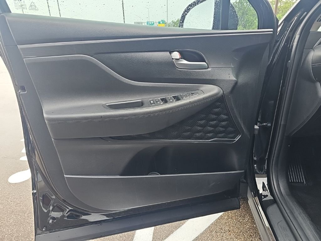 Certified Used 2023 Black Hyundai SEL image 10
