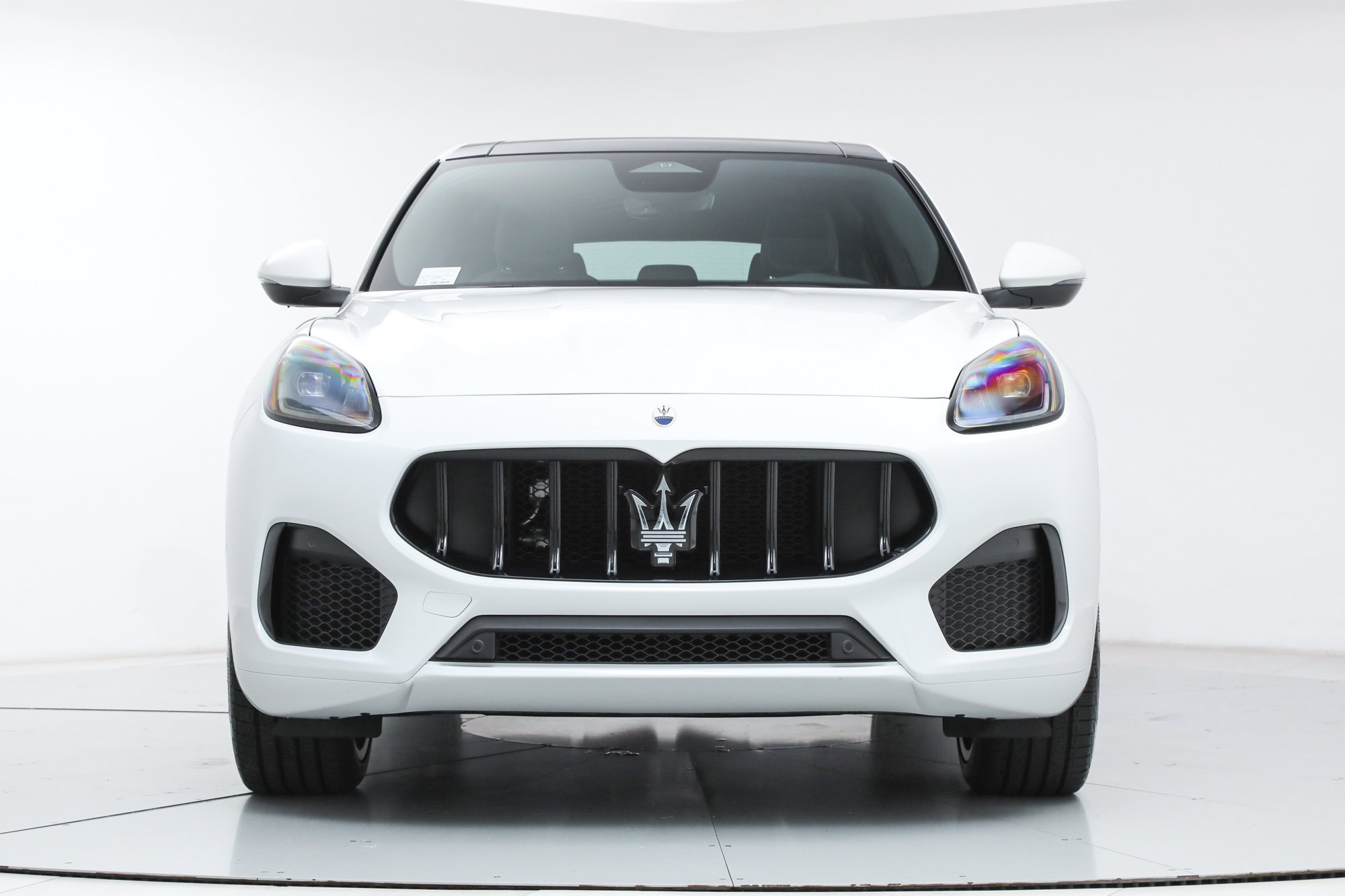 New 2026 White Maserati Modena image 8